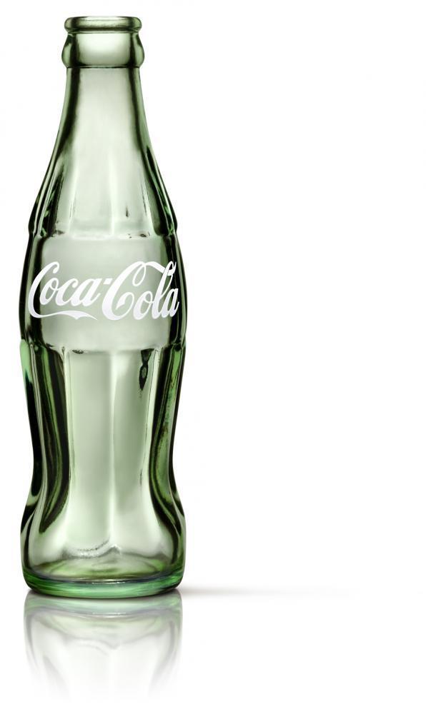 100 éves Coca-Cola kontúrpalackot