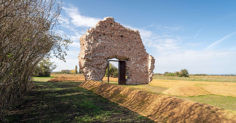 Nyolcszáz év nyomában – újjáéled a Varjaskéri templomrom