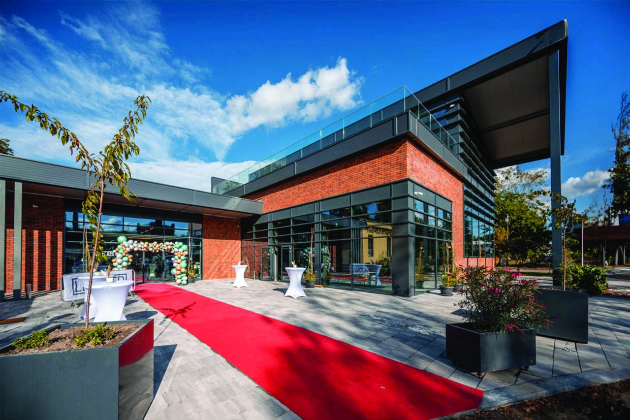 Lechner Event Hall Rendezvényközpont, Budapest, Magyarország. Alkalmazott rendszerek: MB-78EI, MB-79N, MB-SR50N.